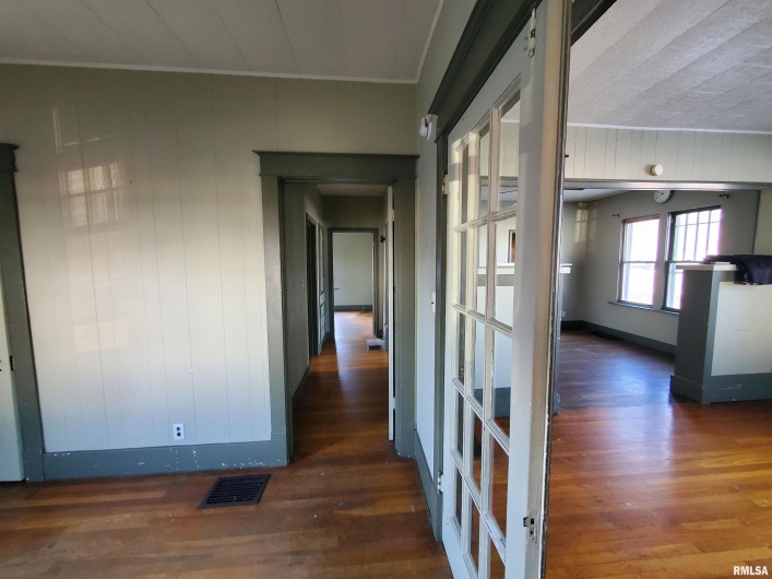 724 Carico Street, Carbondale, Illinois 62901, 2 Bedrooms Bedrooms, 0 ,1 BathroomBathrooms,Residential,For Sale,Carico,0,RMAEB458565