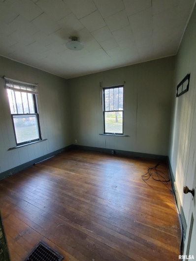 724 Carico Street, Carbondale, Illinois 62901, 2 Bedrooms Bedrooms, 0 ,1 BathroomBathrooms,Residential,For Sale,Carico,0,RMAEB458565