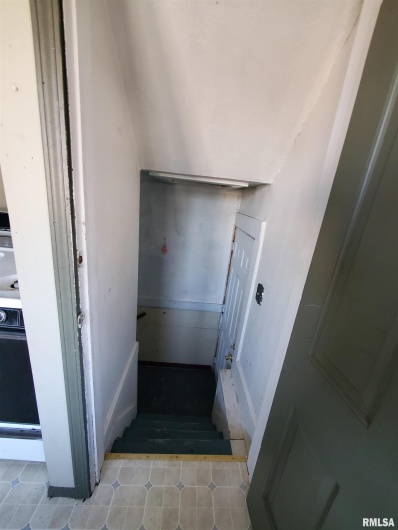 724 Carico Street, Carbondale, Illinois 62901, 2 Bedrooms Bedrooms, 0 ,1 BathroomBathrooms,Residential,For Sale,Carico,0,RMAEB458565