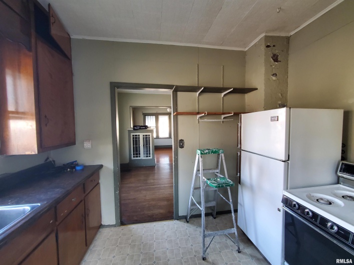 724 Carico Street, Carbondale, Illinois 62901, 2 Bedrooms Bedrooms, 0 ,1 BathroomBathrooms,Residential,For Sale,Carico,0,RMAEB458565