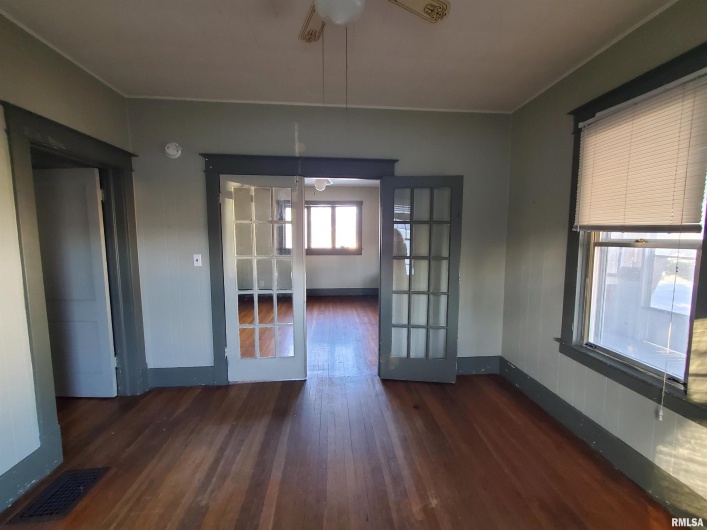 724 Carico Street, Carbondale, Illinois 62901, 2 Bedrooms Bedrooms, 0 ,1 BathroomBathrooms,Residential,For Sale,Carico,0,RMAEB458565