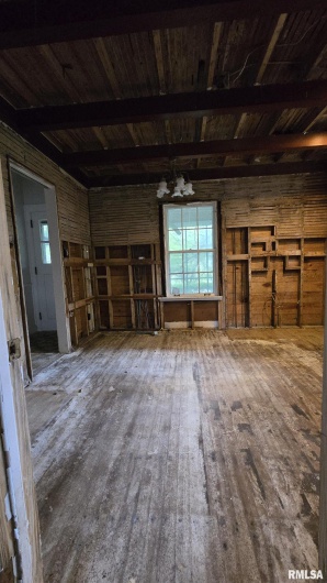930 WALNUT Street, Carbondale, Illinois 62901, 3 Bedrooms Bedrooms, 0 ,2 BathroomsBathrooms,Residential,For Sale,WALNUT,0,RMAEB458568