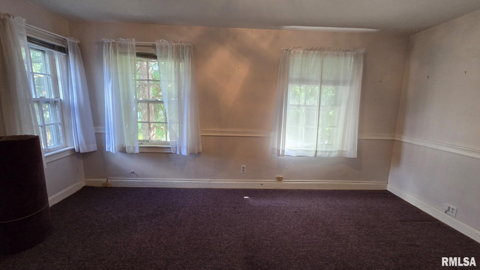 930 WALNUT Street, Carbondale, Illinois 62901, 3 Bedrooms Bedrooms, 0 ,2 BathroomsBathrooms,Residential,For Sale,WALNUT,0,RMAEB458568