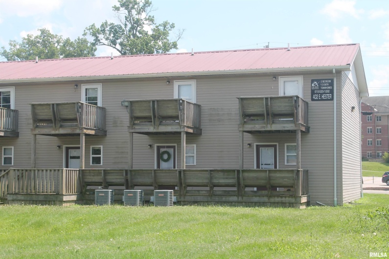 402-408 HESTER Street, Carbondale, Illinois 62901, 0 , 0 ,0,Residential Income,For Sale,HESTER,0,RMAEB458572