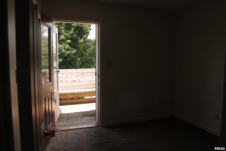 402-408 HESTER Street, Carbondale, Illinois 62901, 0 , 0 ,0,Residential Income,For Sale,HESTER,0,RMAEB458572