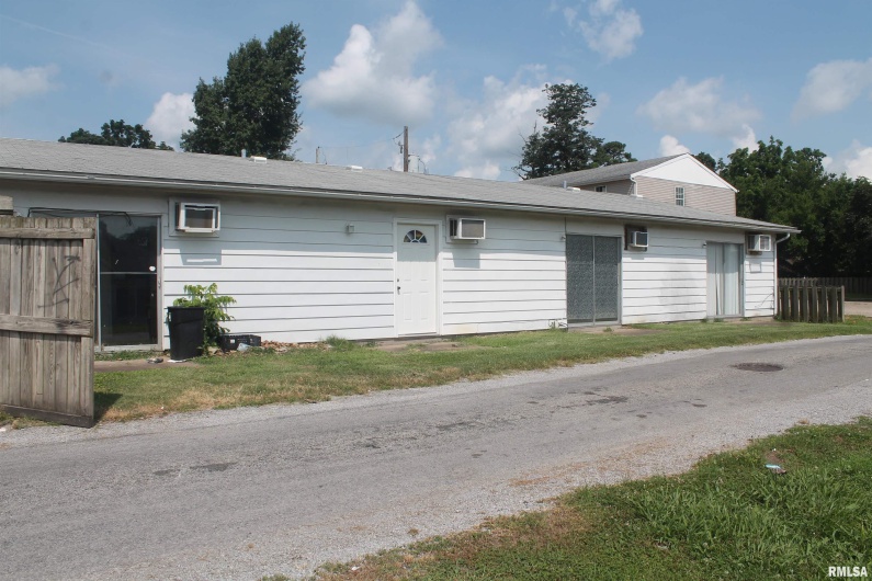 511 Rawlings Street, Carbondale, Illinois 62901, 0 , 0 ,0,Residential Income,For Sale,Rawlings,0,RMAEB458576