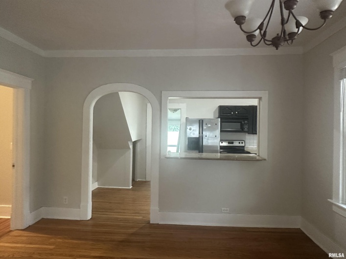 604 WALNUT Street, Carbondale, Illinois 62901, 3 Bedrooms Bedrooms, 0 ,2 BathroomsBathrooms,Residential,For Sale,WALNUT,0,RMAEB458581