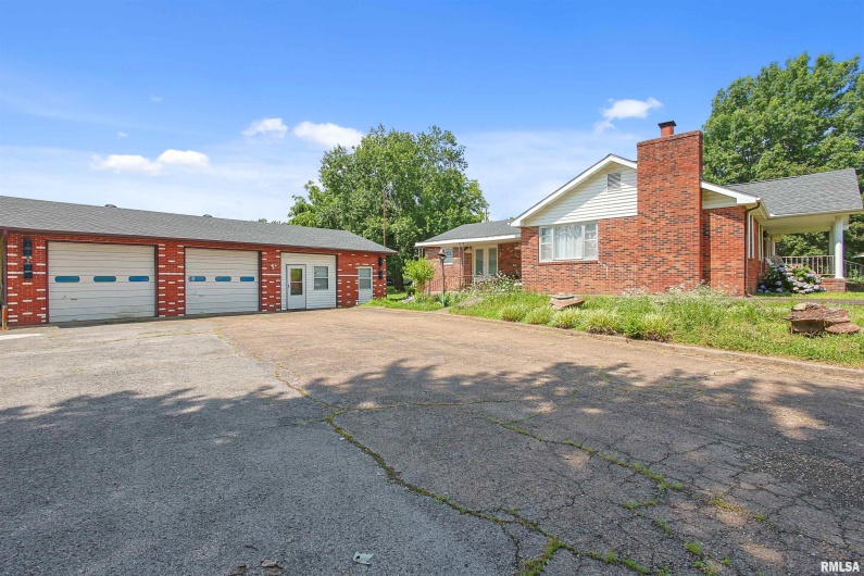 26893 State Highway 3, Olive Branch, Illinois 62969-3019, 4 Bedrooms Bedrooms, 0 ,3 BathroomsBathrooms,Residential,For Sale,State Highway 3,0,RMAEB458583