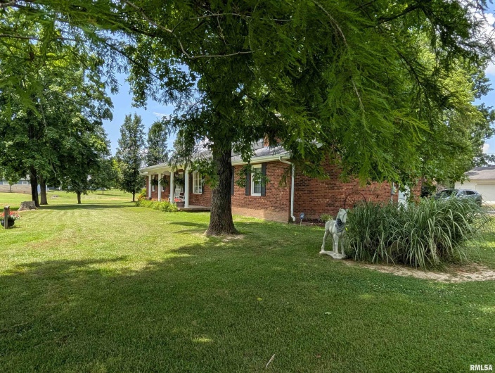 1425 COFFEE Road, Raleigh, Illinois 62977, 3 Bedrooms Bedrooms, 0 ,2 BathroomsBathrooms,Residential,For Sale,COFFEE,0,RMAQC4264820