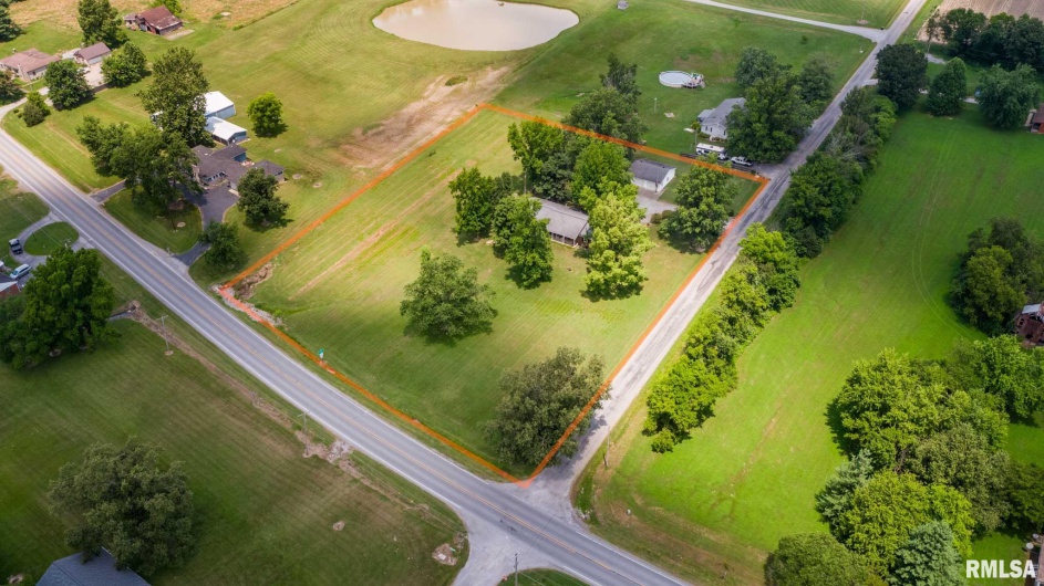 1425 COFFEE Road, Raleigh, Illinois 62977, 3 Bedrooms Bedrooms, 0 ,2 BathroomsBathrooms,Residential,For Sale,COFFEE,0,RMAQC4264820