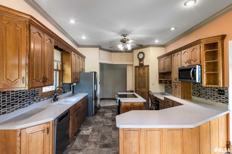 219 Ozark Road, Simpson, Illinois 62985, 4 Bedrooms Bedrooms, 0 ,2 BathroomsBathrooms,Residential,For Sale,Ozark,0,RMAQC4264823