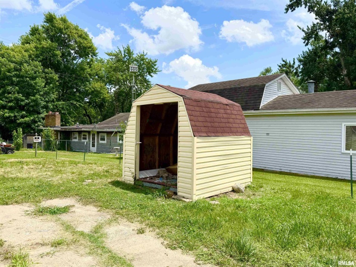 26 ORCHARD Drive, Herrin, Illinois 62948, 2 Bedrooms Bedrooms, 0 ,1 BathroomBathrooms,Residential,For Sale,ORCHARD,0,RMAEB458591
