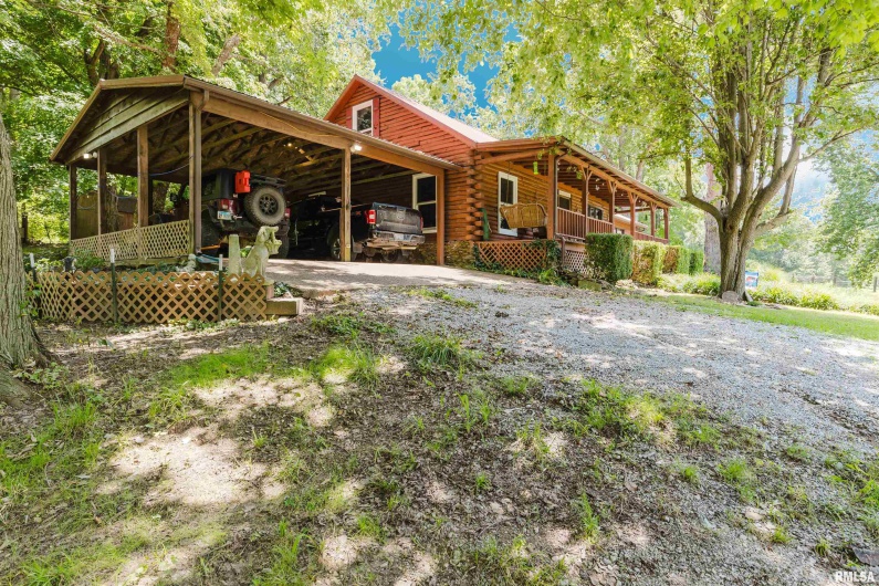 690 Ganntown Lane, Grantsburg, Illinois 62943, 3 Bedrooms Bedrooms, 0 ,1 BathroomBathrooms,Residential,For Sale,Ganntown,0,RMAEB458592