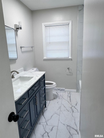 720 State Route 127 Highway, Tamms, Illinois 62988, 3 Bedrooms Bedrooms, 0 ,1 BathroomBathrooms,Residential,For Sale,State Route 127,0,RMAEB458595
