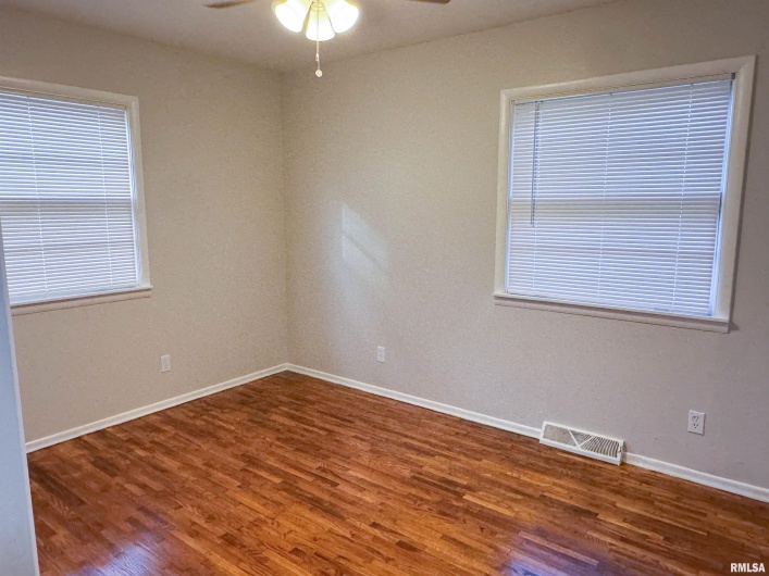 720 State Route 127 Highway, Tamms, Illinois 62988, 3 Bedrooms Bedrooms, 0 ,1 BathroomBathrooms,Residential,For Sale,State Route 127,0,RMAEB458595
