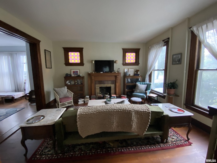 221 POPLAR Street, Harrisburg, Illinois 62946-1421, 4 Bedrooms Bedrooms, 0 ,2 BathroomsBathrooms,Residential,For Sale,POPLAR,0,RMAEB458414