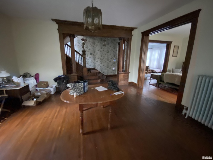 221 POPLAR Street, Harrisburg, Illinois 62946-1421, 4 Bedrooms Bedrooms, 0 ,2 BathroomsBathrooms,Residential,For Sale,POPLAR,0,RMAEB458414