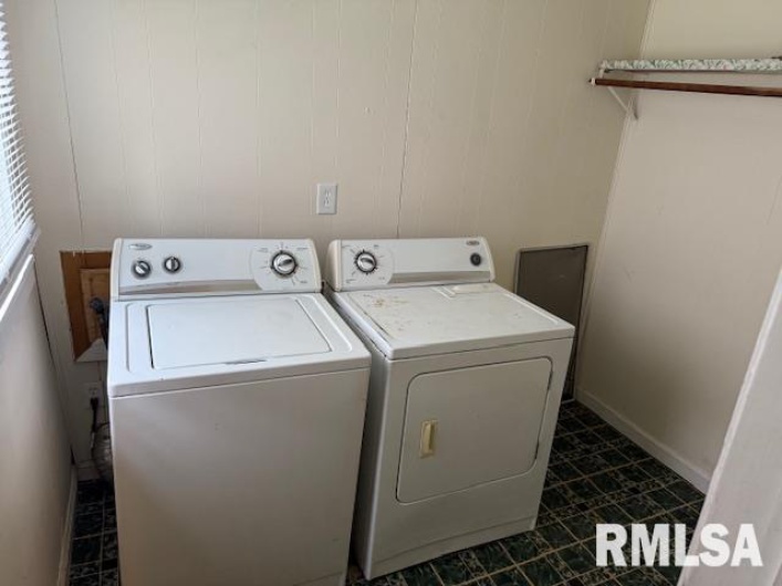 316 Lynda Drive, Carbondale, Illinois 62901, 3 Bedrooms Bedrooms, 0 ,1 BathroomBathrooms,Residential,For Sale,Lynda,0,RMAEB458605