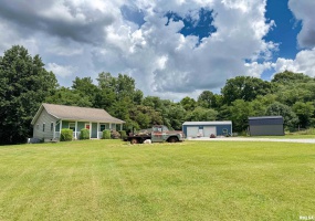 339 SPRING Street, Dongola, Illinois 62926, 2 Bedrooms Bedrooms, 0 ,1 BathroomBathrooms,Residential,For Sale,SPRING,0,RMAEB458550