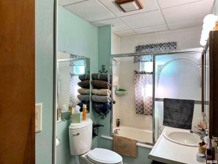 470 Lankin Road, Galatia, Illinois 62935, 3 Bedrooms Bedrooms, 0 ,1 BathroomBathrooms,Residential,For Sale,Lankin,0,RMAEB457104