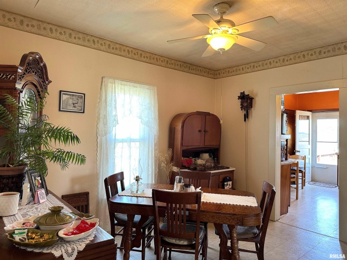 470 Lankin Road, Galatia, Illinois 62935, 3 Bedrooms Bedrooms, 0 ,1 BathroomBathrooms,Residential,For Sale,Lankin,0,RMAEB457104