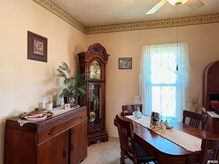 470 Lankin Road, Galatia, Illinois 62935, 3 Bedrooms Bedrooms, 0 ,1 BathroomBathrooms,Residential,For Sale,Lankin,0,RMAEB457104