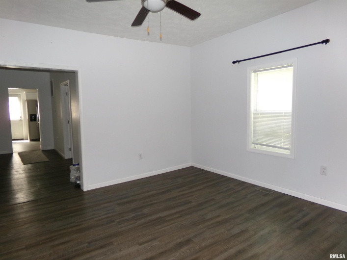 517 12TH Street, Herrin, Illinois 62948, 3 Bedrooms Bedrooms, 0 ,1 BathroomBathrooms,Residential,For Sale,12TH,0,RMAQC4264890
