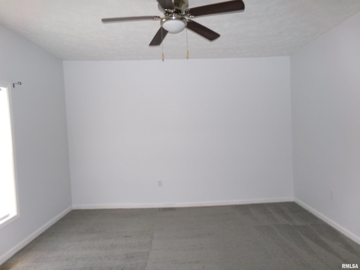 517 12TH Street, Herrin, Illinois 62948, 3 Bedrooms Bedrooms, 0 ,1 BathroomBathrooms,Residential,For Sale,12TH,0,RMAQC4264890