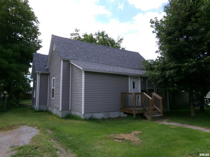 517 12TH Street, Herrin, Illinois 62948, 3 Bedrooms Bedrooms, 0 ,1 BathroomBathrooms,Residential,For Sale,12TH,0,RMAQC4264890