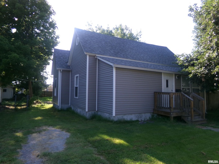 517 12TH Street, Herrin, Illinois 62948, 3 Bedrooms Bedrooms, 0 ,1 BathroomBathrooms,Residential,For Sale,12TH,0,RMAQC4264890