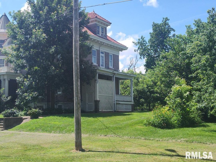 319 HIGH Street, Mound City, Illinois 62963, 0 , 0 ,0,Commercial Sale,For Sale,HIGH,0,RMAEB458626