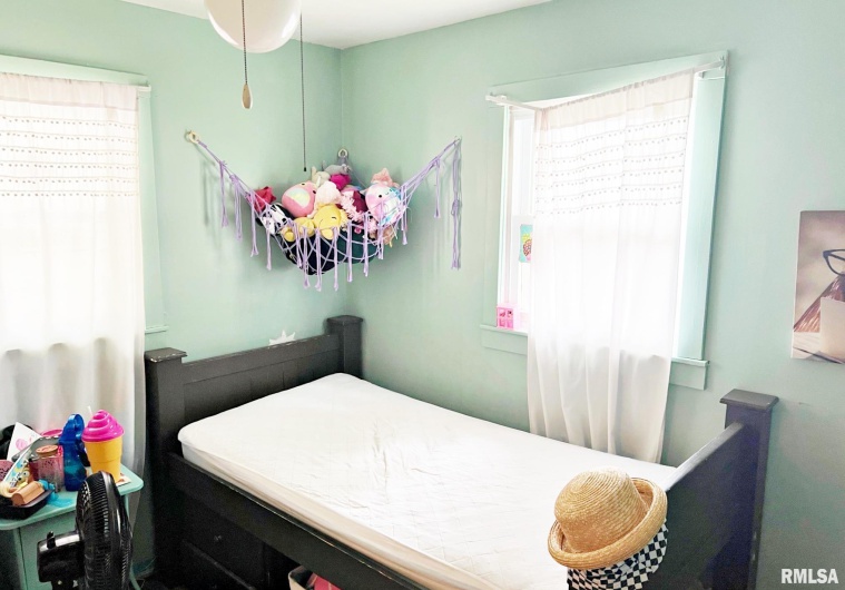 803 BUTLER Street, Metropolis, Illinois 62960, 4 Bedrooms Bedrooms, 0 ,1 BathroomBathrooms,Residential,For Sale,BUTLER,0,RMAEB458627