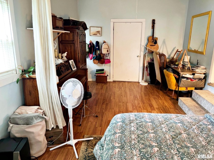 803 BUTLER Street, Metropolis, Illinois 62960, 4 Bedrooms Bedrooms, 0 ,1 BathroomBathrooms,Residential,For Sale,BUTLER,0,RMAEB458627