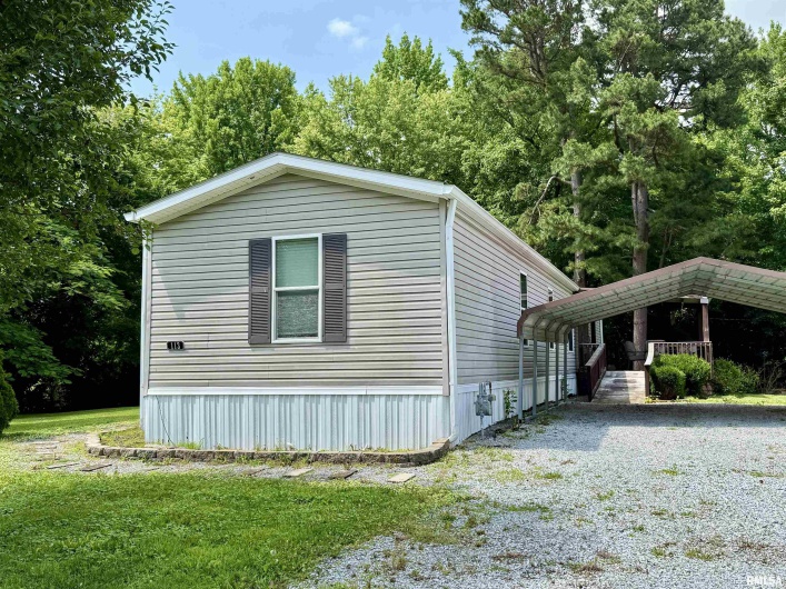 113 21ST Street, Metropolis, Illinois 62960, 3 Bedrooms Bedrooms, 0 ,2 BathroomsBathrooms,Residential,For Sale,21ST,0,RMAEB458291