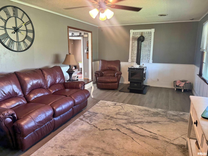 4139 Altenberger Road, Metropolis, Illinois 62960, 4 Bedrooms Bedrooms, 0 ,2 BathroomsBathrooms,Residential,For Sale,Altenberger,0,RMAEB458633