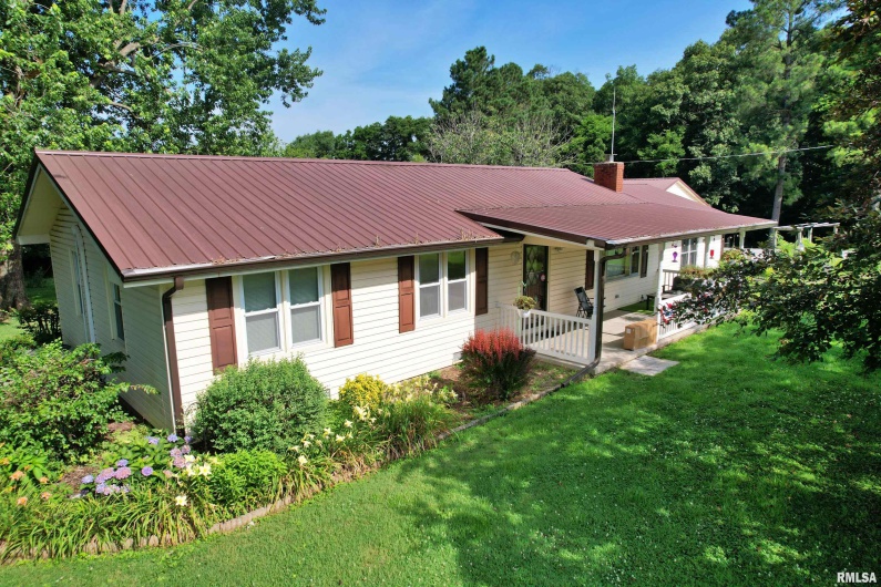 4139 Altenberger Road, Metropolis, Illinois 62960, 4 Bedrooms Bedrooms, 0 ,2 BathroomsBathrooms,Residential,For Sale,Altenberger,0,RMAEB458633