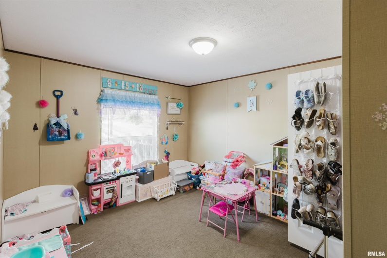 11149 Crenshaw Road, Marion, Illinois 62922, 4 Bedrooms Bedrooms, 0 ,2 BathroomsBathrooms,Residential,For Sale,Crenshaw,0,RMAEB458628