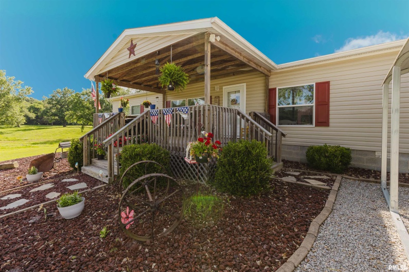11149 Crenshaw Road, Marion, Illinois 62922, 4 Bedrooms Bedrooms, 0 ,2 BathroomsBathrooms,Residential,For Sale,Crenshaw,0,RMAEB458628