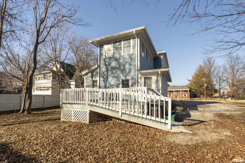 509 MAIN Street, Carbondale, Illinois 62901, 4 Bedrooms Bedrooms, 0 ,1 BathroomBathrooms,Residential,For Sale,MAIN,0,RMAEB458637