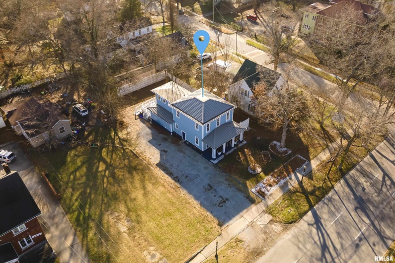 509 MAIN Street, Carbondale, Illinois 62901, 4 Bedrooms Bedrooms, 0 ,1 BathroomBathrooms,Residential,For Sale,MAIN,0,RMAEB458637