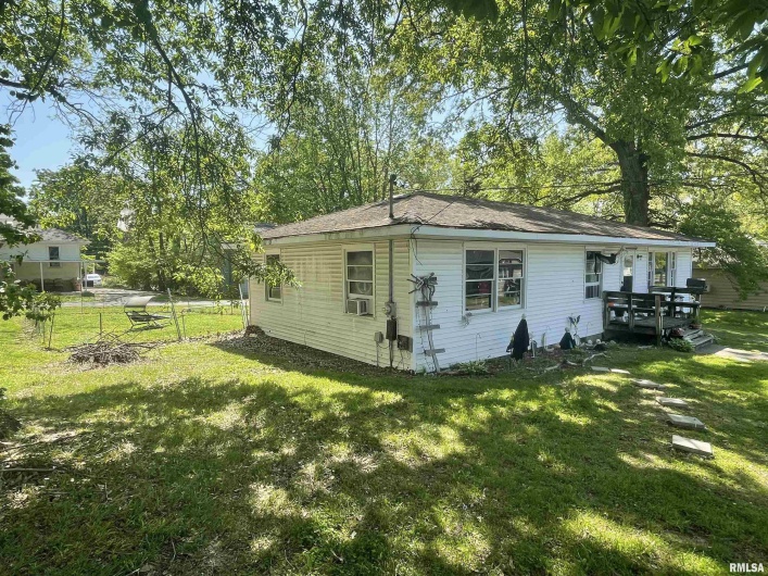 115 FOREST Avenue, Carbondale, Illinois 62901, 3 Bedrooms Bedrooms, 0 ,1 BathroomBathrooms,Residential,For Sale,FOREST,0,RMAEB458642