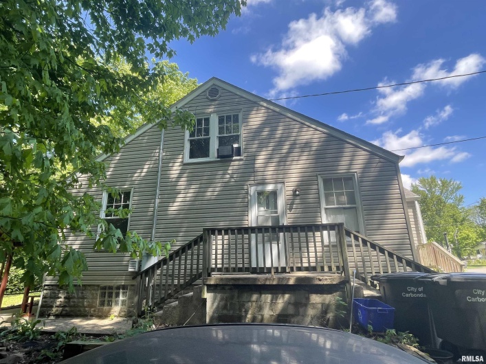 600 OAKLAND Avenue, Carbondale, Illinois 62901, 3 Bedrooms Bedrooms, 0 ,1 BathroomBathrooms,Residential,For Sale,OAKLAND,0,RMAEB458647