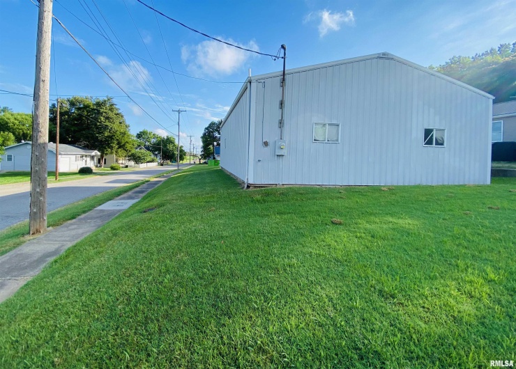 1100 SLOAN Street, Harrisburg, Illinois 62946, 0 , 0 ,0,Commercial Sale,For Sale,SLOAN,0,RMAEB458652