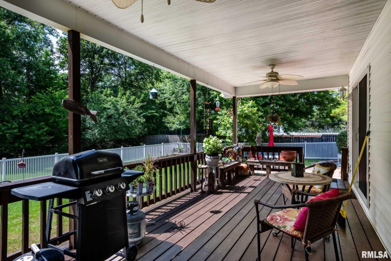 805 New Day Way, Marion, Illinois 62959, 4 Bedrooms Bedrooms, 0 ,2 BathroomsBathrooms,Residential,For Sale,New Day,0,RMAQC4264981