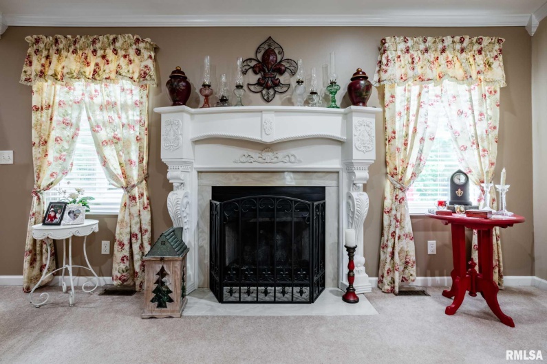 805 New Day Way, Marion, Illinois 62959, 4 Bedrooms Bedrooms, 0 ,2 BathroomsBathrooms,Residential,For Sale,New Day,0,RMAQC4264981
