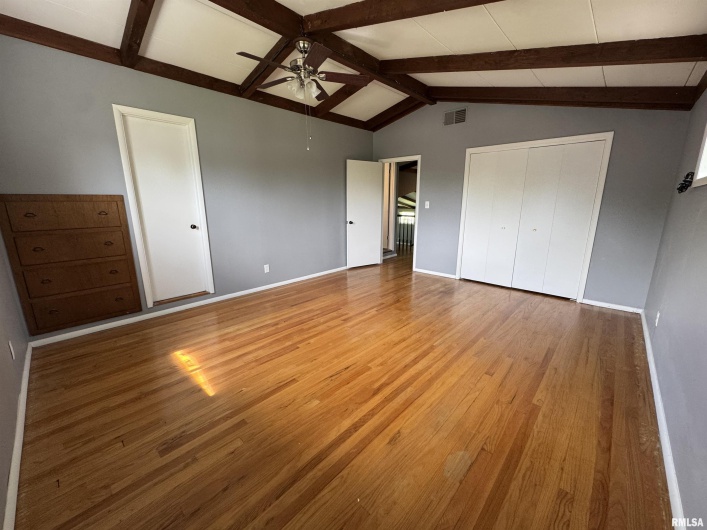 411 SPRINGFIELD Avenue, Anna, Illinois 62906, 3 Bedrooms Bedrooms, 0 ,2 BathroomsBathrooms,Residential,For Sale,SPRINGFIELD,0,RMAEB457855