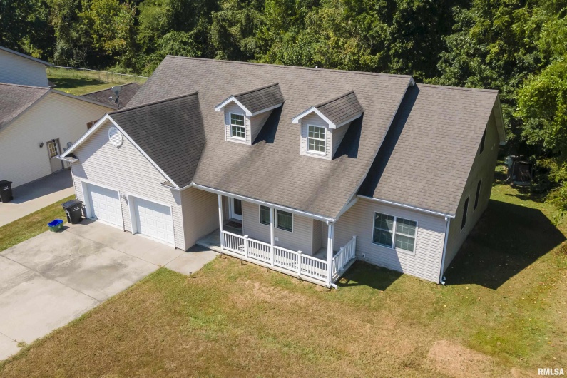 2129 MEADOW Lane, Carbondale, Illinois 62901, 4 Bedrooms Bedrooms, 0 ,3 BathroomsBathrooms,Residential,For Sale,MEADOW,0,RMAEB454972