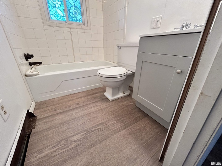 104 MAPLE Street, Cobden, Illinois 62920, 2 Bedrooms Bedrooms, 0 ,1 BathroomBathrooms,Residential,For Sale,MAPLE,0,RMAEB457858