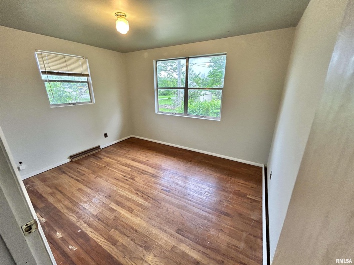104 MAPLE Street, Cobden, Illinois 62920, 2 Bedrooms Bedrooms, 0 ,1 BathroomBathrooms,Residential,For Sale,MAPLE,0,RMAEB457858