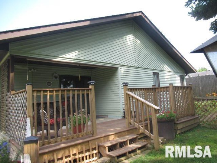 209 8TH Street, Herrin, Illinois 62948, 2 Bedrooms Bedrooms, 0 ,2 BathroomsBathrooms,Residential,For Sale,8TH,0,RMAEB458670